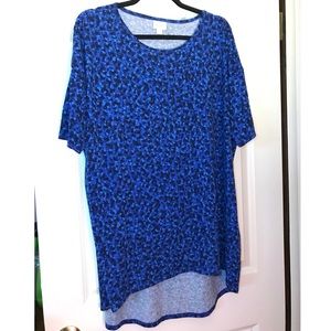 ✨3/$25✨ LuLaRoe Irma Blue Dots